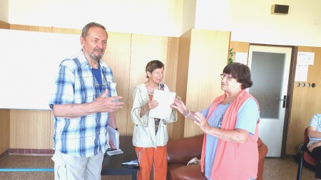 Miládka opět básní ...