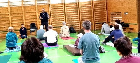 Odpusťte mi, zakrákorám na vás pár opsaných mouder...