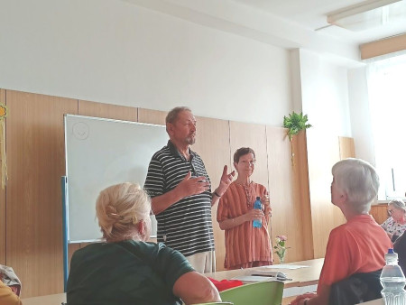 Úpravy všech potíží osobnosti začínejme v myšlení